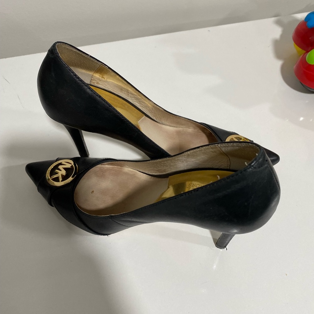 Michael kors heel